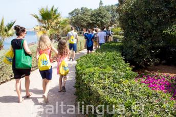 Oahpaheaddji vázzá nuora oahppiiguin